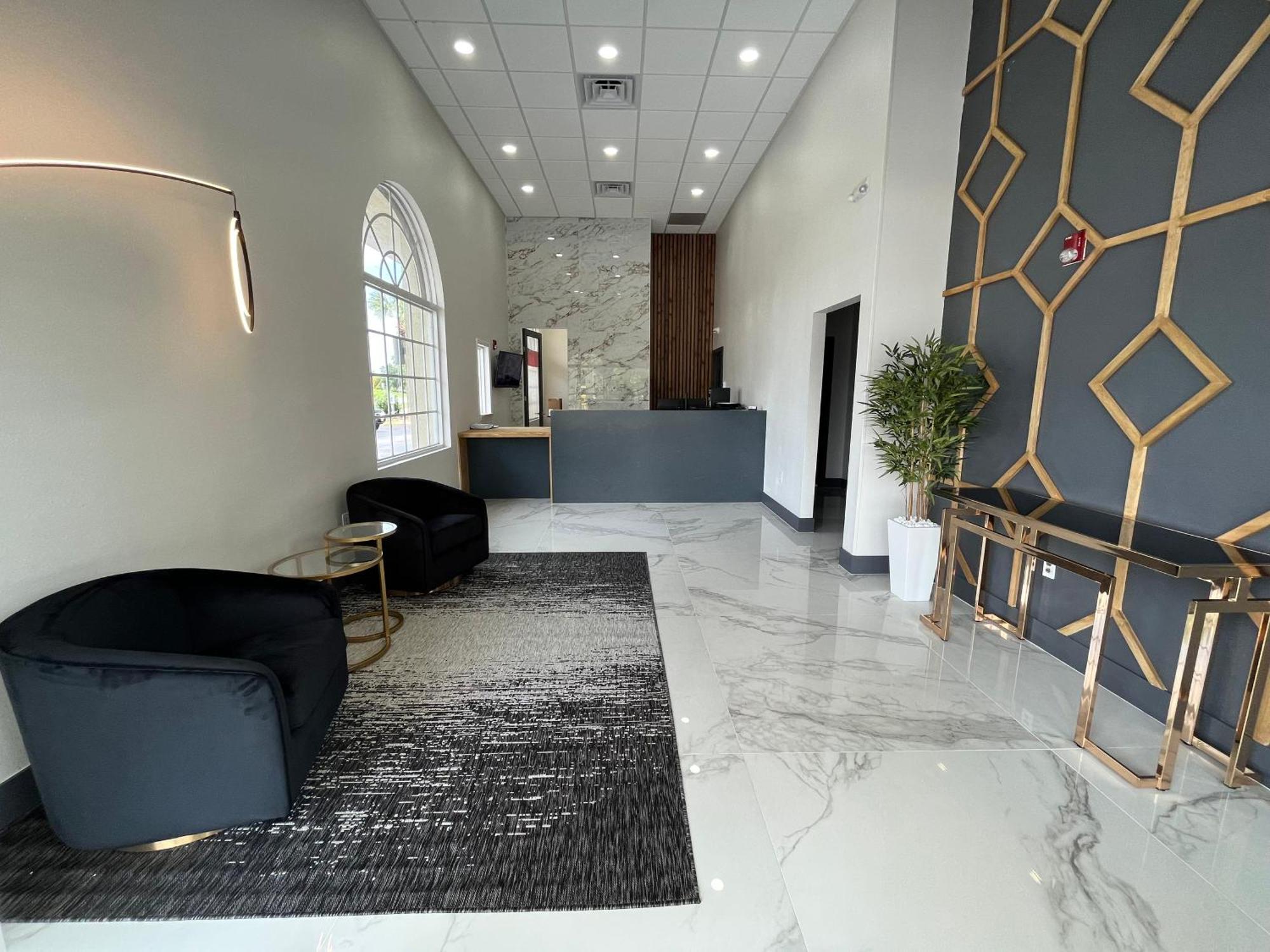 Serena Inn Citrus Ridge Dış mekan fotoğraf