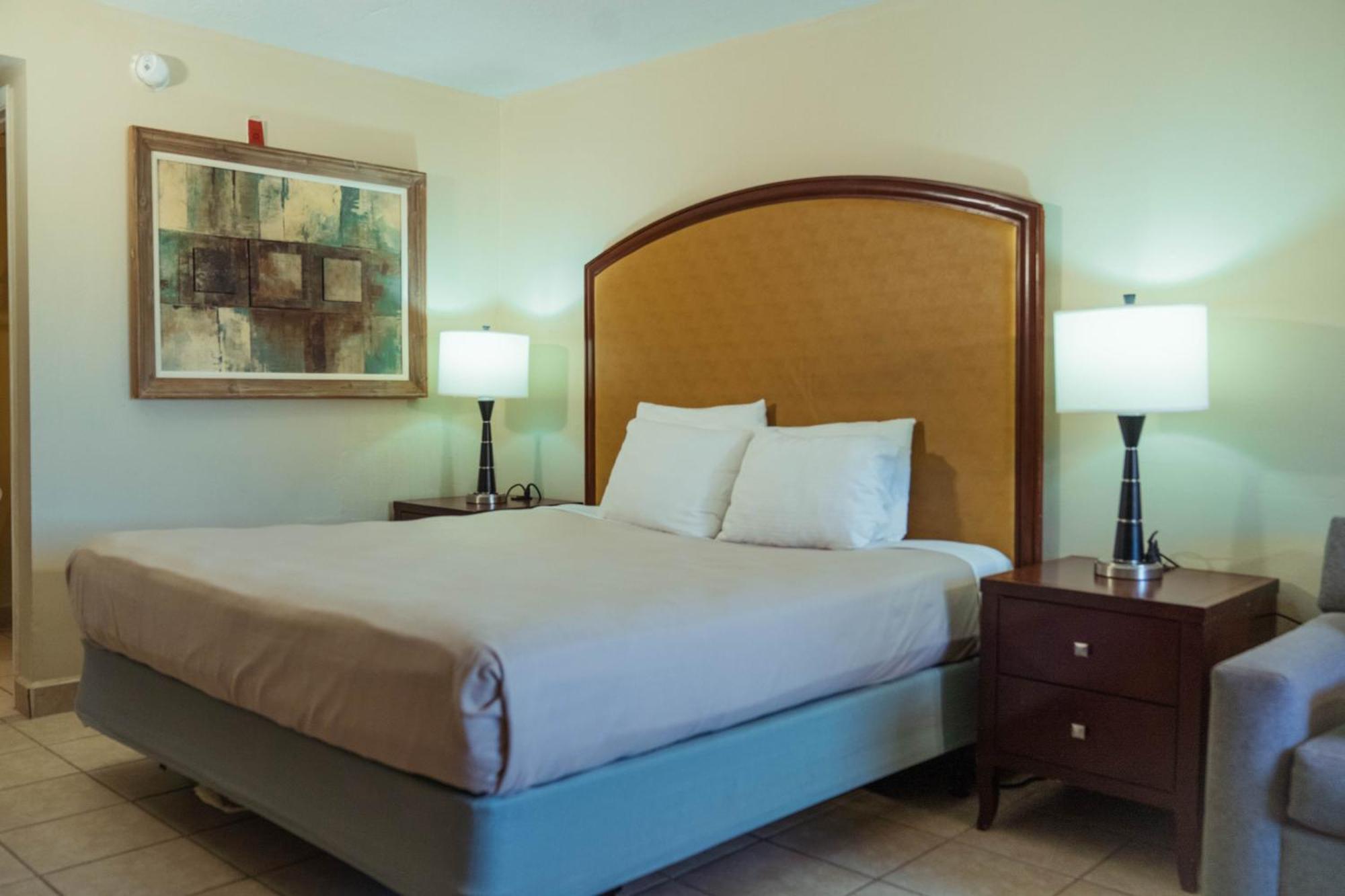 Serena Inn Citrus Ridge Dış mekan fotoğraf